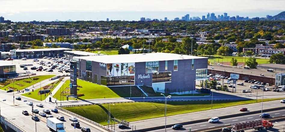 More Photos Of 7600 Boul Viau, Montréal General Retail For Lease