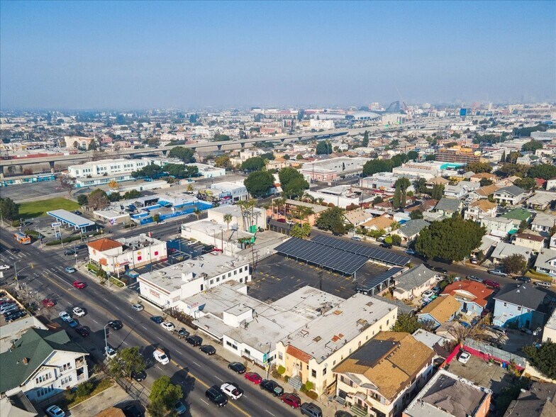 More Photos Of 231 W Vernon Ave, Los Angeles Medical For Sale