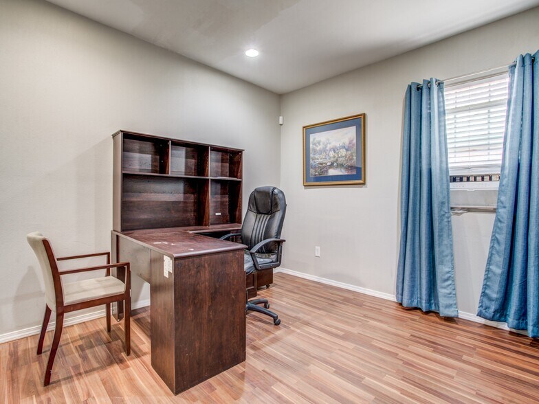 More Photos Of 1221 N Britain Rd, Irving Multifamily For Sale