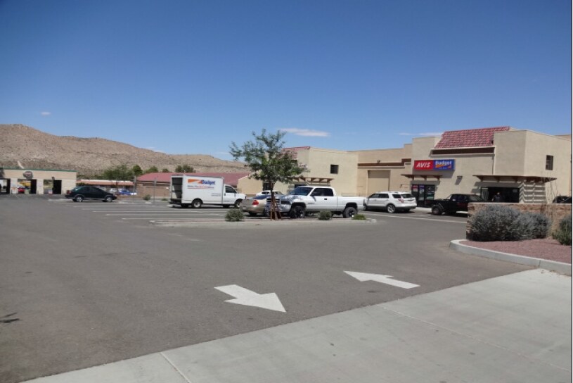 More Photos Of 56310 Pima Trl, Yucca Valley Service For Lease