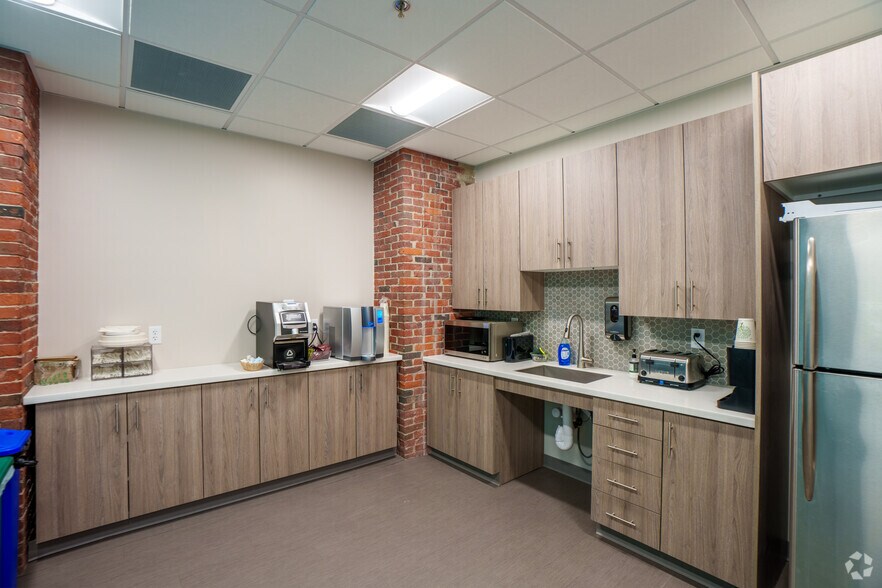 More Photos Of 1 1st Ave, Boston Unknown For Lease