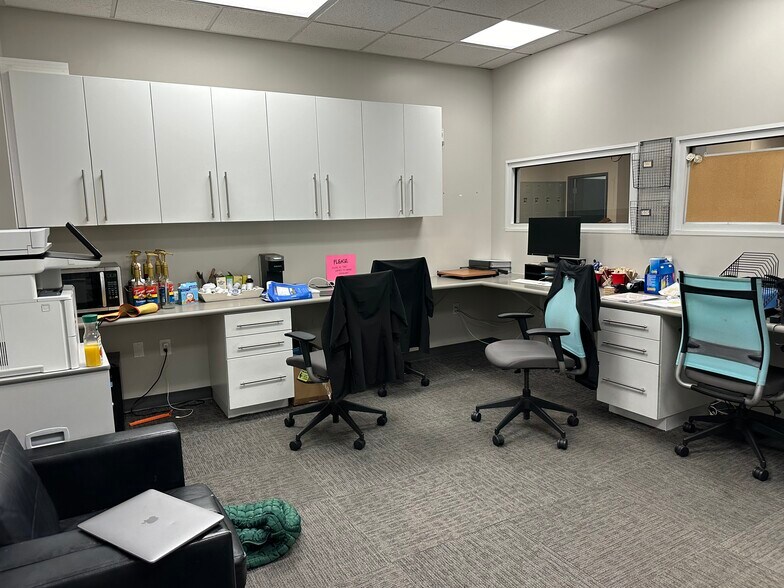 More Photos Of 86 N University Ave, Provo Office Residential For Lease