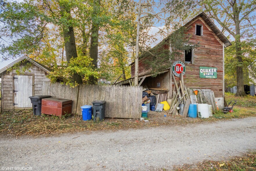 More Photos Of 3 Horsemens Trl, Cold Spring General Retail For Sale
