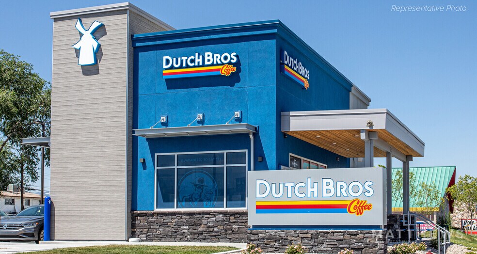 Primary Photo Of 781 N 2nd St, Clarksville Fast Food For Sale