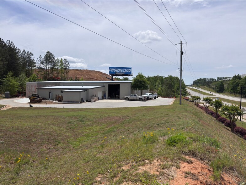 More Photos Of 1761 Peachtree Industrial Blvd, Buford Warehouse For Lease