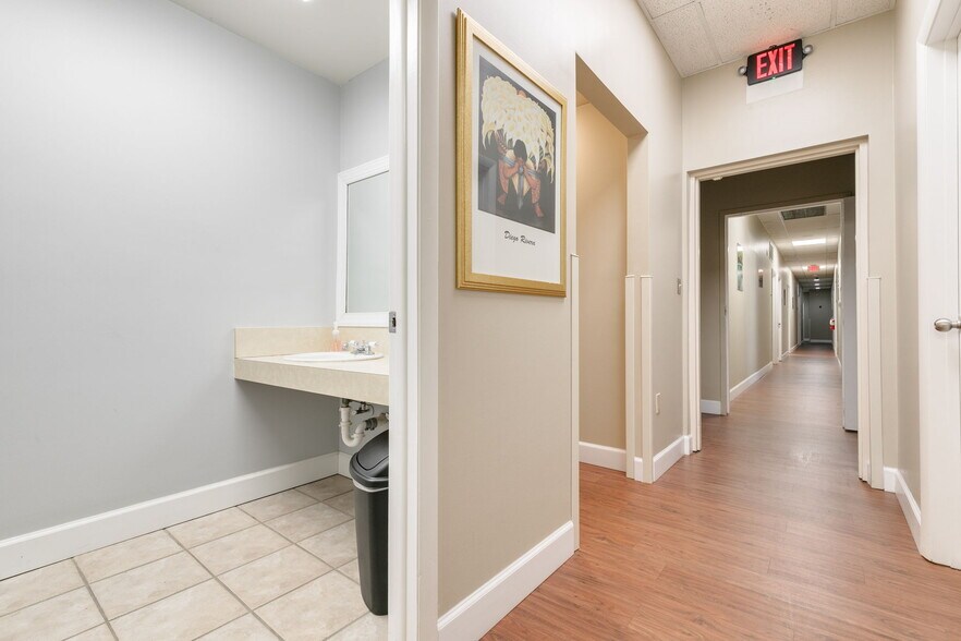 More Photos Of 34921 US Hwy 19 N, Palm Harbor Office Residential For Sale