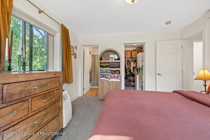 More Photos Of 1921 N Moose Wilson Rd, Wilson Office Residential For Sale