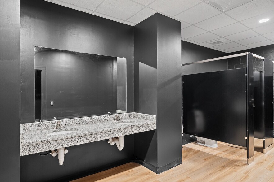 More Photos Of 14629 E Wade Hampton Blvd, Greer Freestanding For Sale