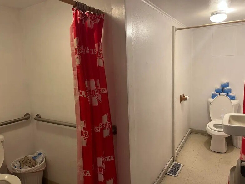 More Photos Of , Bloomfield General Retail For Sale