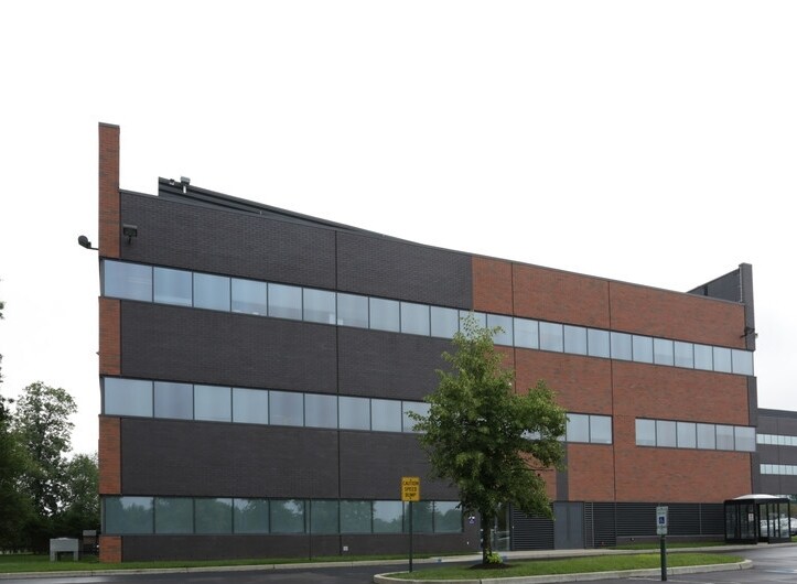 More Photos Of 101 Tournament Dr, Horsham Township Unknown For Lease