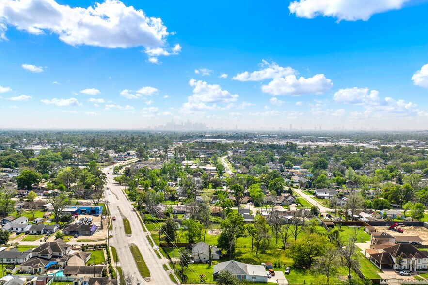 More Photos Of 9322 Fulton St, Houston Restaurant For Sale