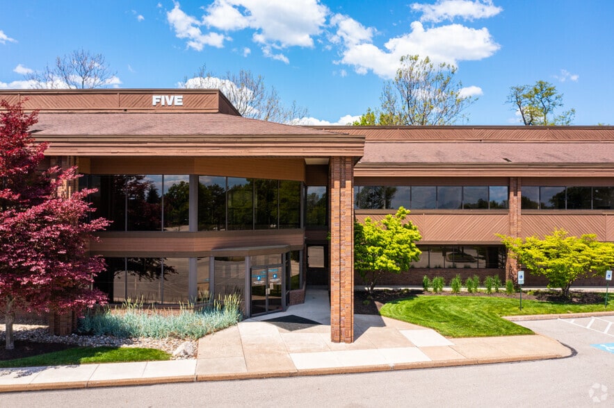 More Photos Of 300 Welsh Rd, Horsham Township Medical For Lease