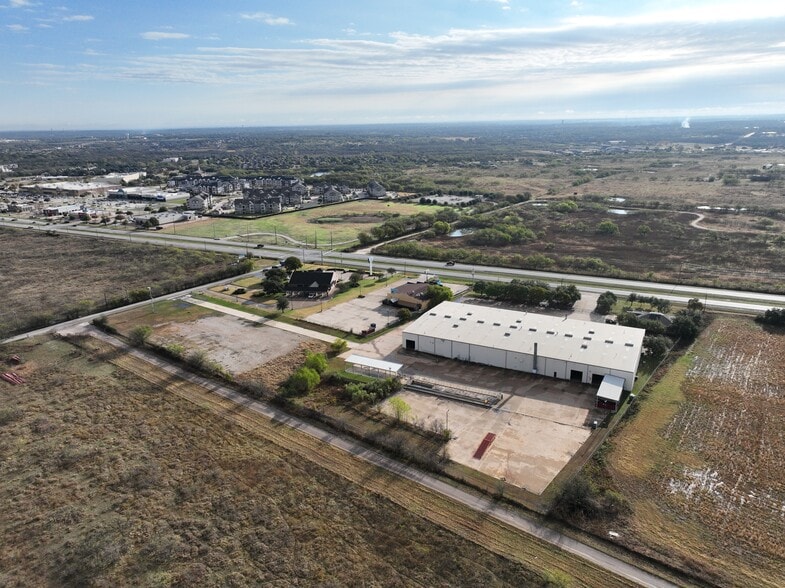 More Photos Of 1980 SW Wilshire Blvd, Burleson Warehouse For Sale