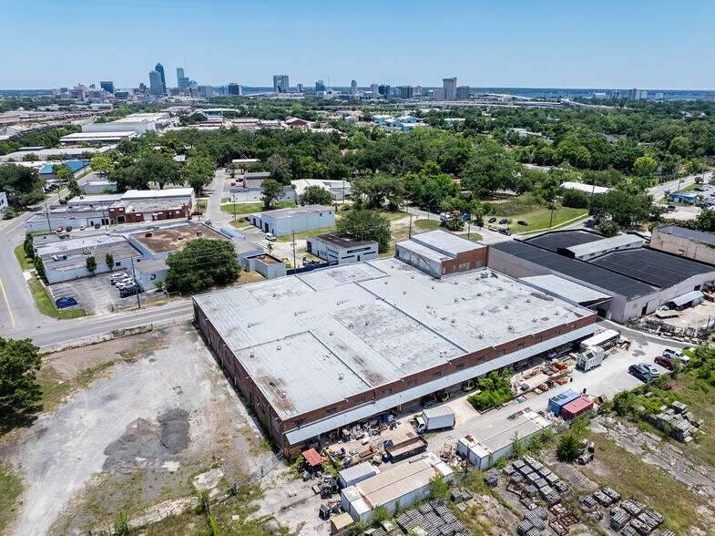 More Photos Of 106 Stockton St, Jacksonville Warehouse For Lease