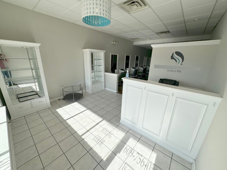 More Photos Of 886-888 W Bay Ave, Barnegat General Retail For Lease