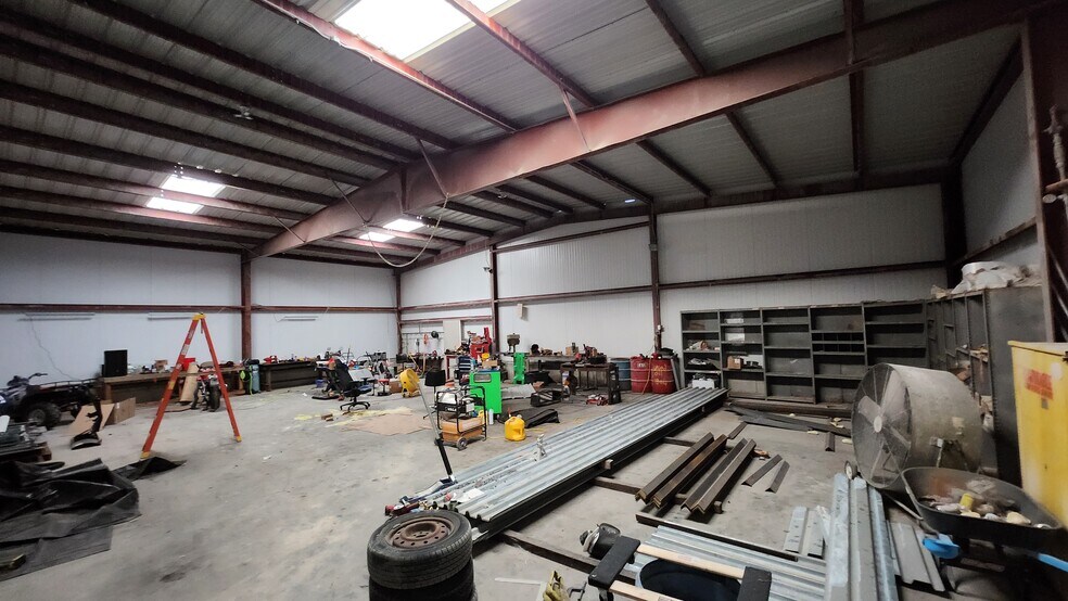 More Photos Of 530 N 400 W, Malad City Warehouse For Sale