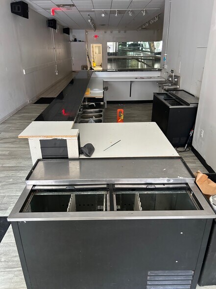 More Photos Of 615 Main St, Cincinnati Loft Creative Space For Lease