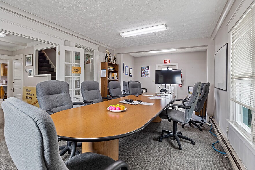 More Photos Of 323 State St, Augusta Office Residential For Sale