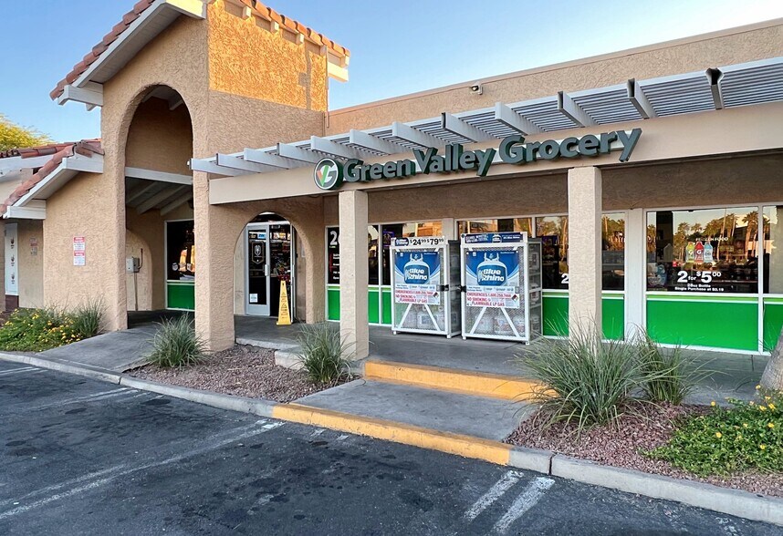 More Photos Of 2702-2764 N Green Valley Pky, Henderson Storefront For Lease