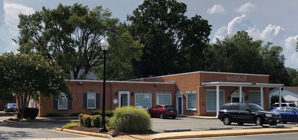 Primary Photo Of 9324-9326 Main St, Manassas Office For Lease