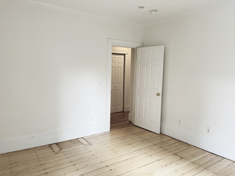 More Photos Of 8 White Ave, Chestnut Hill Multifamily For Sale