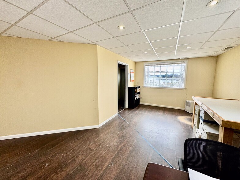 More Photos Of 1234 Brittain Rd, Akron Warehouse For Sale