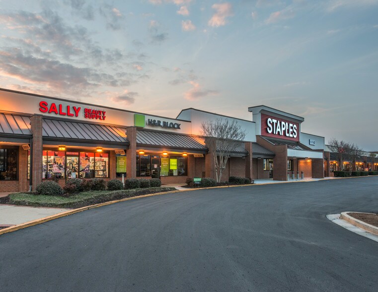 More Photos Of 1301-1343 S Park St, Carrollton Unknown For Lease