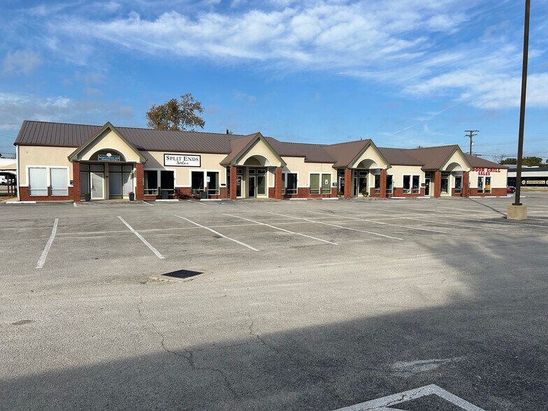 More Photos Of , Weatherford Unknown For Sale