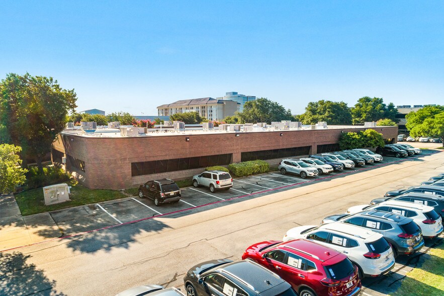 More Photos Of 1701-1801 Gateway Blvd, Richardson Office For Lease