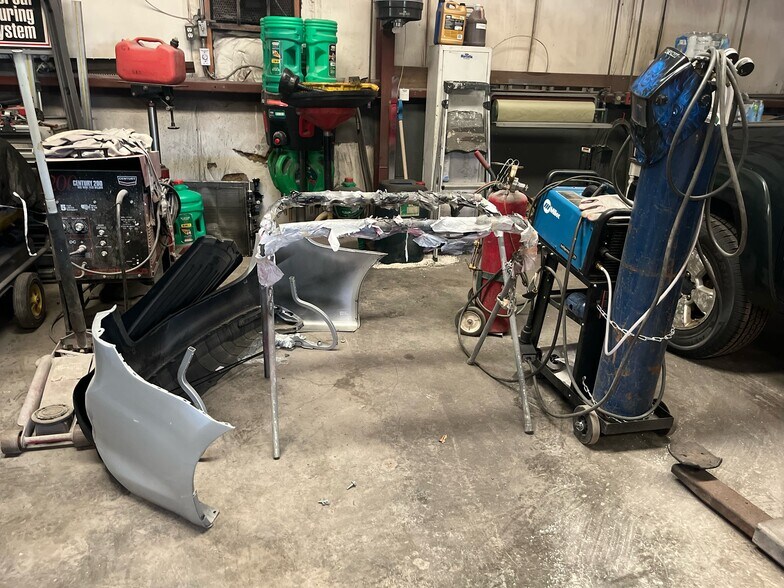 More Photos Of 620 Pond St, Woonsocket General Retail For Sale