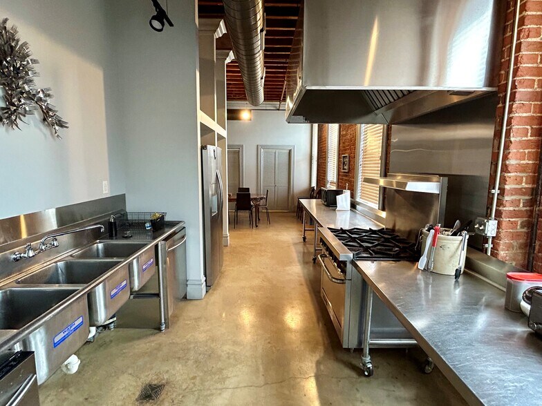 More Photos Of 110-112 Sidney St, Saint Louis Lodge Meeting Hall For Sale