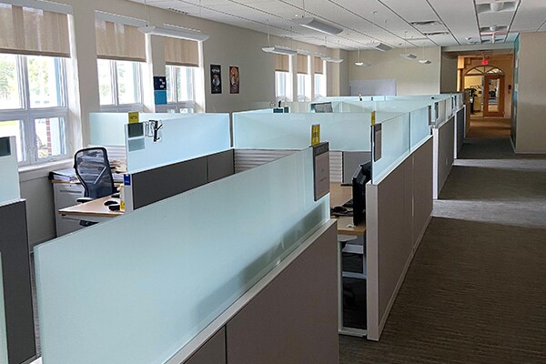 More Photos Of 93 Pilgrim Park Rd, Waterbury Office For Lease