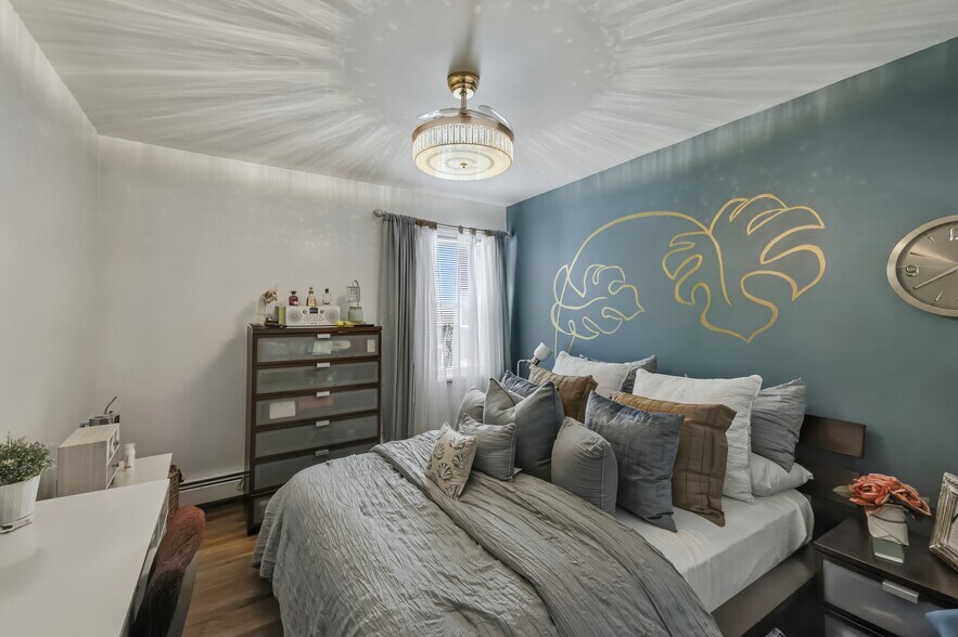 More Photos Of 6813 Park Ave, Guttenberg Storefront Retail Residential For Sale