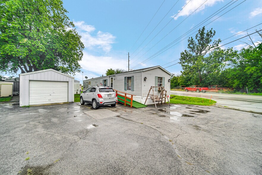 More Photos Of 10557 N State Route 50, Manteno Trailer Camper Park For Sale