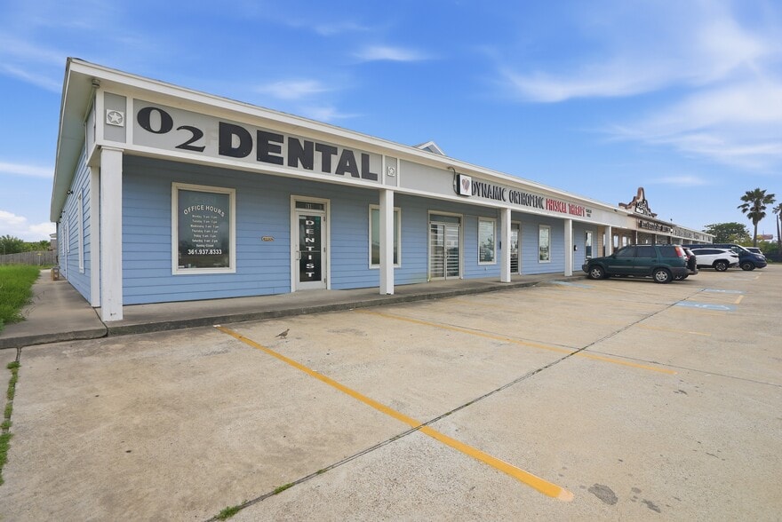 More Photos Of 9929 S Padre Island Dr, Corpus Christi Storefront For Sale