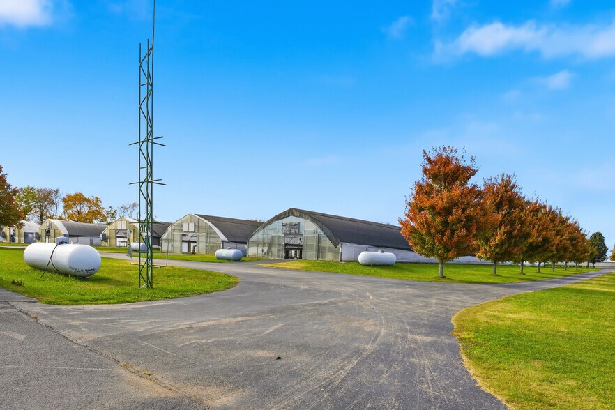 More Photos Of 4610 Hamilton Ln, Lexington Specialty For Sale