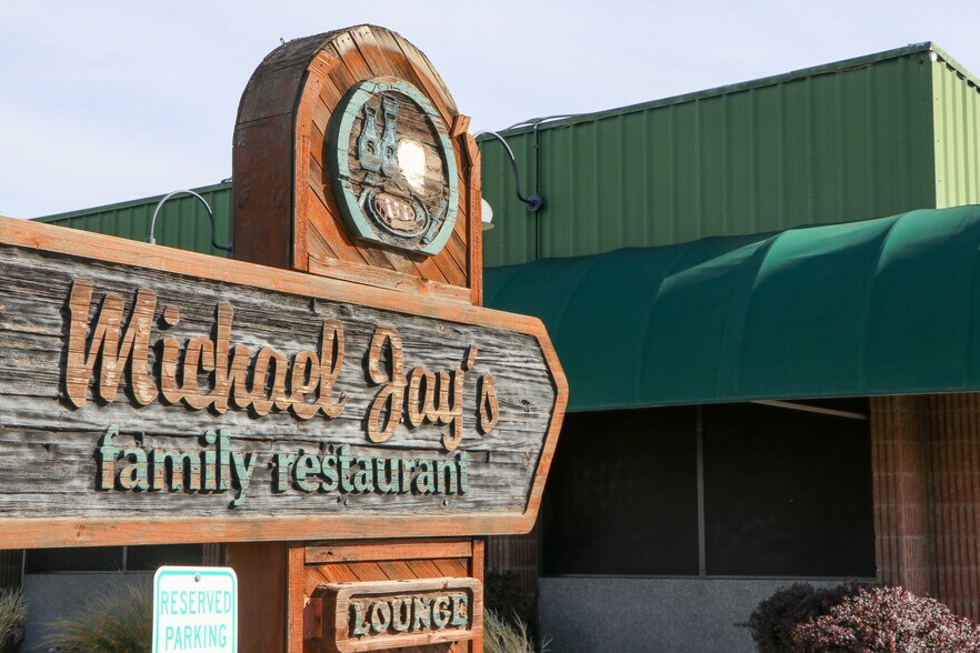 More Photos Of 710 S Columbia Ave, Connell Restaurant For Sale