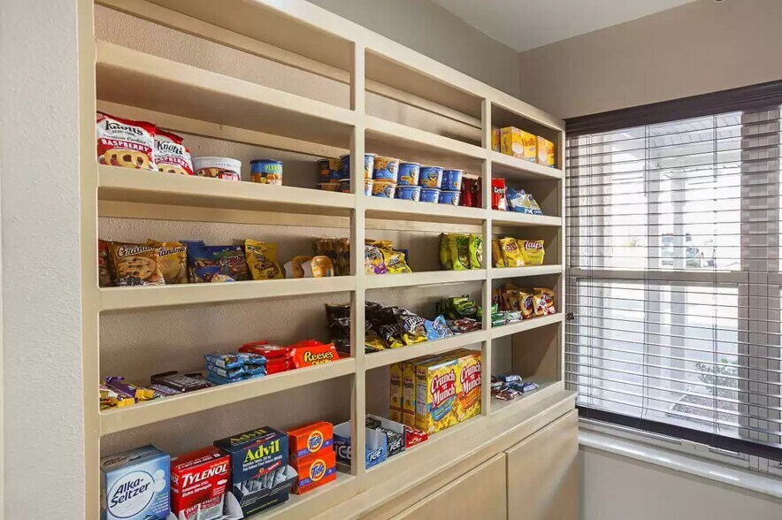 More Photos Of 755B E Vista Ridge Mall Dr, Lewisville Hotel For Sale