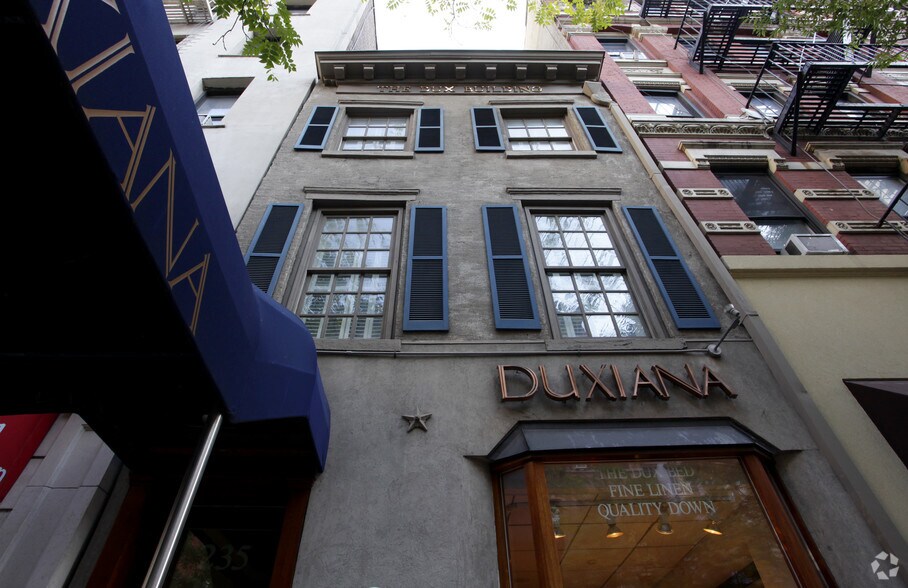 More Photos Of 235 E 58th St, New York Storefront Retail Residential For Sale