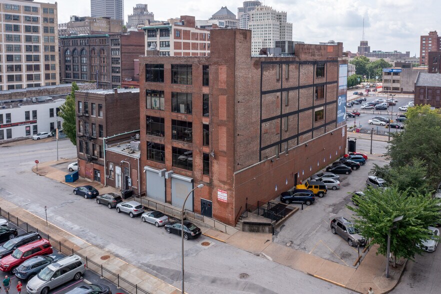 More Photos Of 1409 Washington Ave, Saint Louis Office For Sale