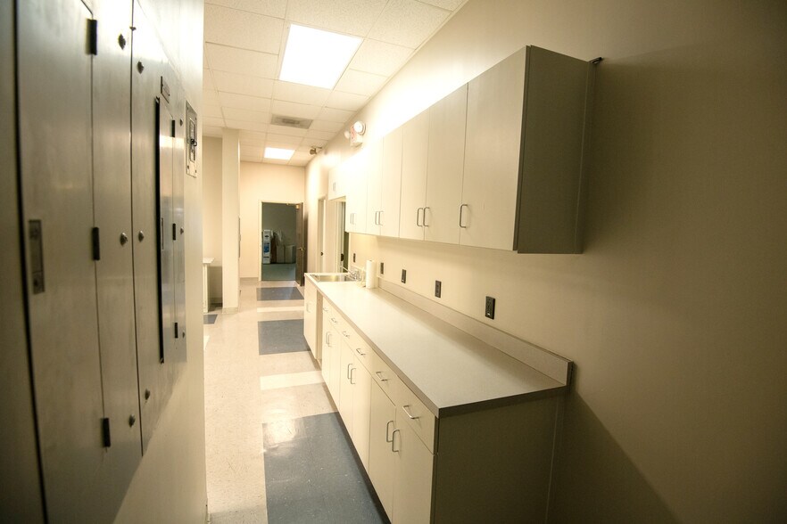 More Photos Of 1330 N Park St, Carrollton Medical For Sale