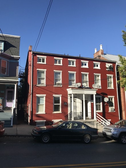 Primary Photo Of 215 W VINE St, Lancaster Apartments For Sale