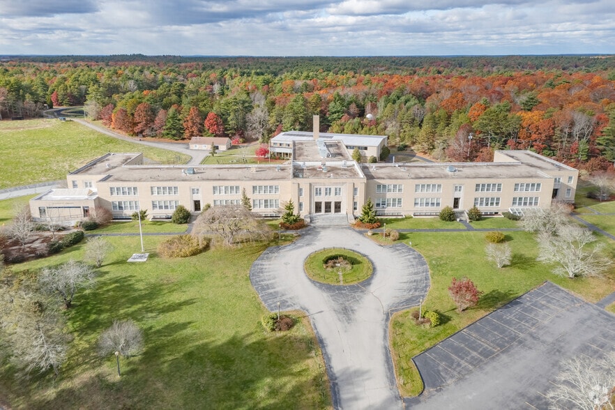 More Photos Of 399 Bishops Hwy, Kingston Schools For Sale