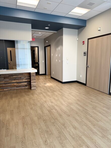 More Photos Of 2521 Walden Ave, Cheektowaga Storefront Retail Office For Lease