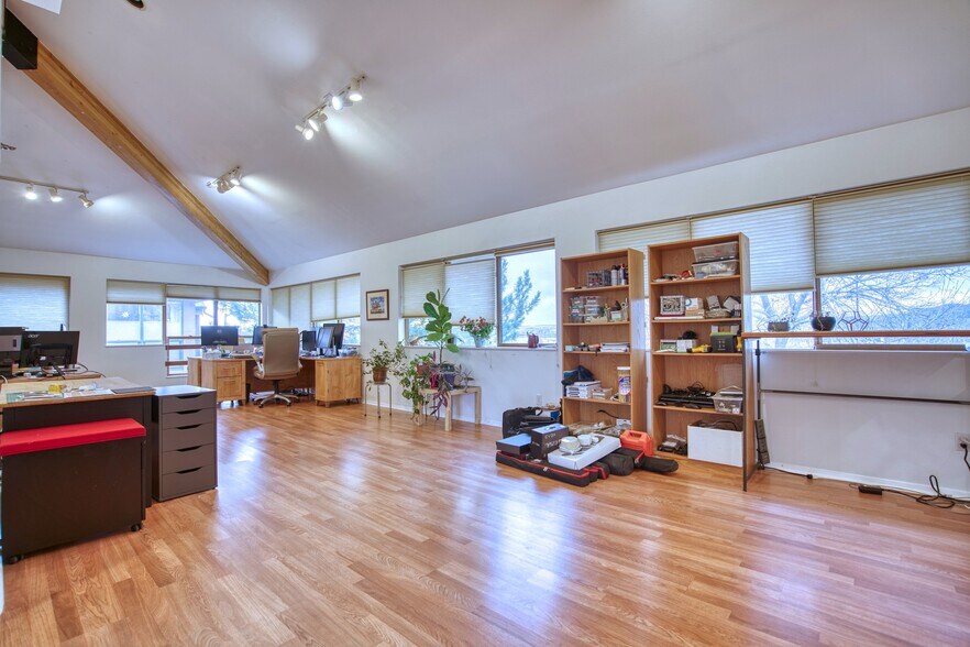 More Photos Of 3015 47th St, Boulder Medical For Lease