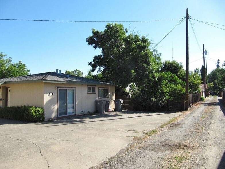 More Photos Of 415 4th St, Winters Multifamily For Sale