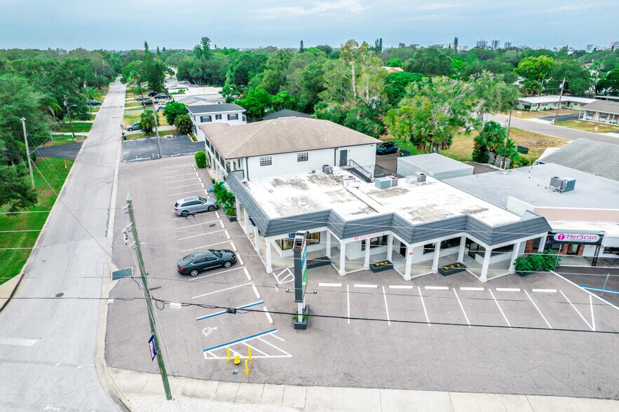 More Photos Of 400 Indian Rocks Rd N, Belleair Bluffs Storefront Retail Office For Sale