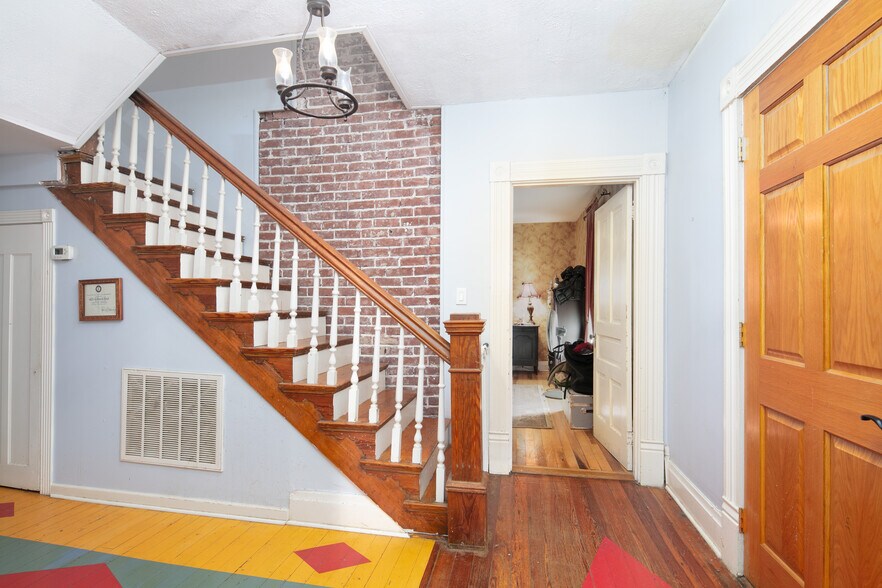 More Photos Of 6825 Old Richmond Rd, Lexington Winery Vineyard For Sale