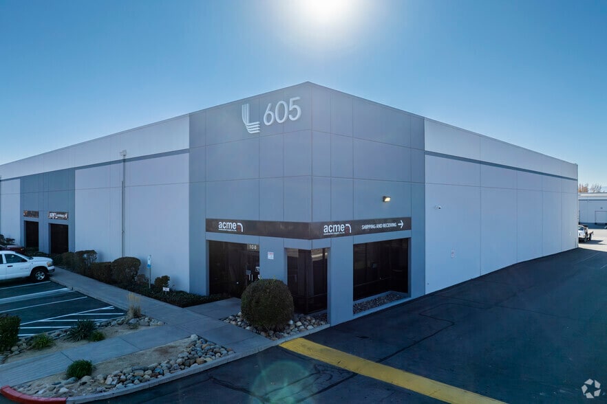 Primary Photo Of 605 Glendale Ave, Sparks Warehouse For Lease