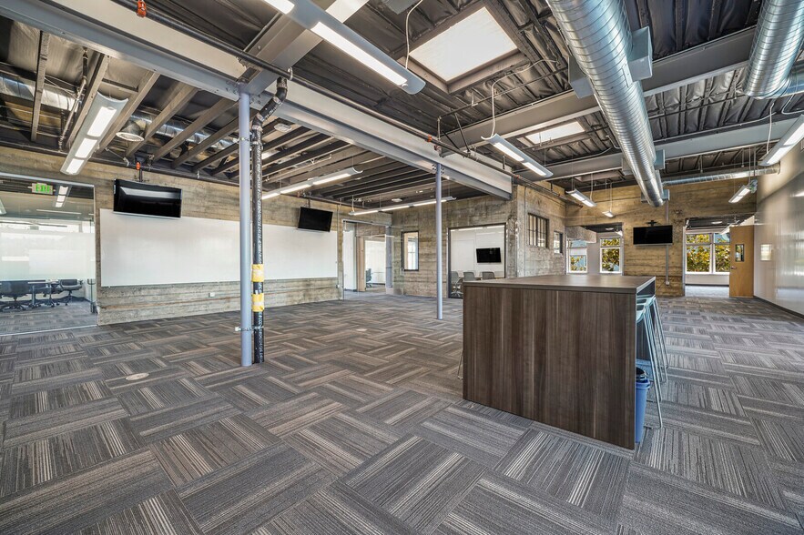 Primary Photo Of 205 Park Rd, Burlingame Office For Lease